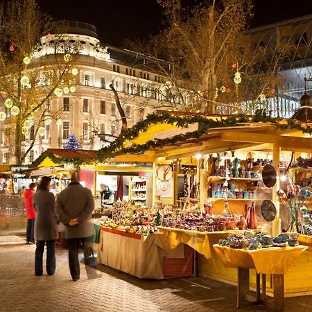 Central Budapest Vadasz Street Екстериор снимка